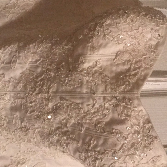 NEW Tea length Oleg Cassini - Picture 2 of 7